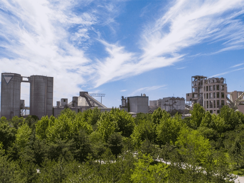 Konya Çimento Fabrikası Atık İşleme Tesisi RDF Yer Bunkerleri Elektrik Otomasyon işi tamamlandı